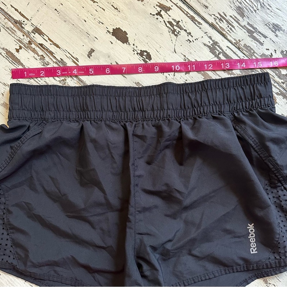 Reebok Play Dry Shorts Size Large - Picture 6 of 8